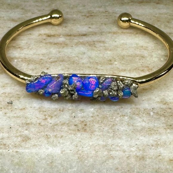 Opal Cuff - Picture 4 of 5